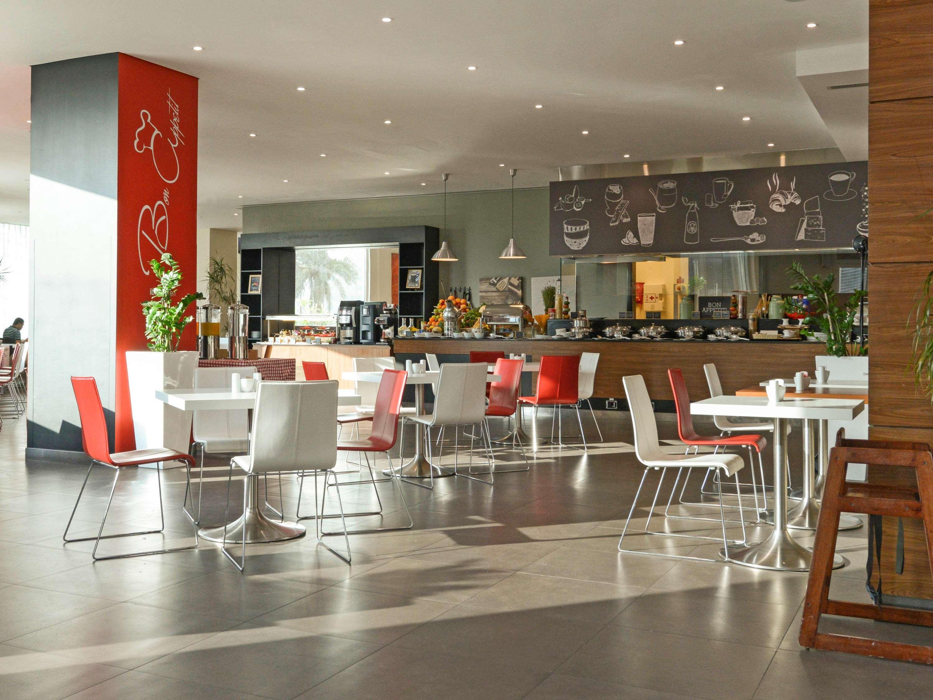 Ibis Seef Manama Ngoại thất bức ảnh
